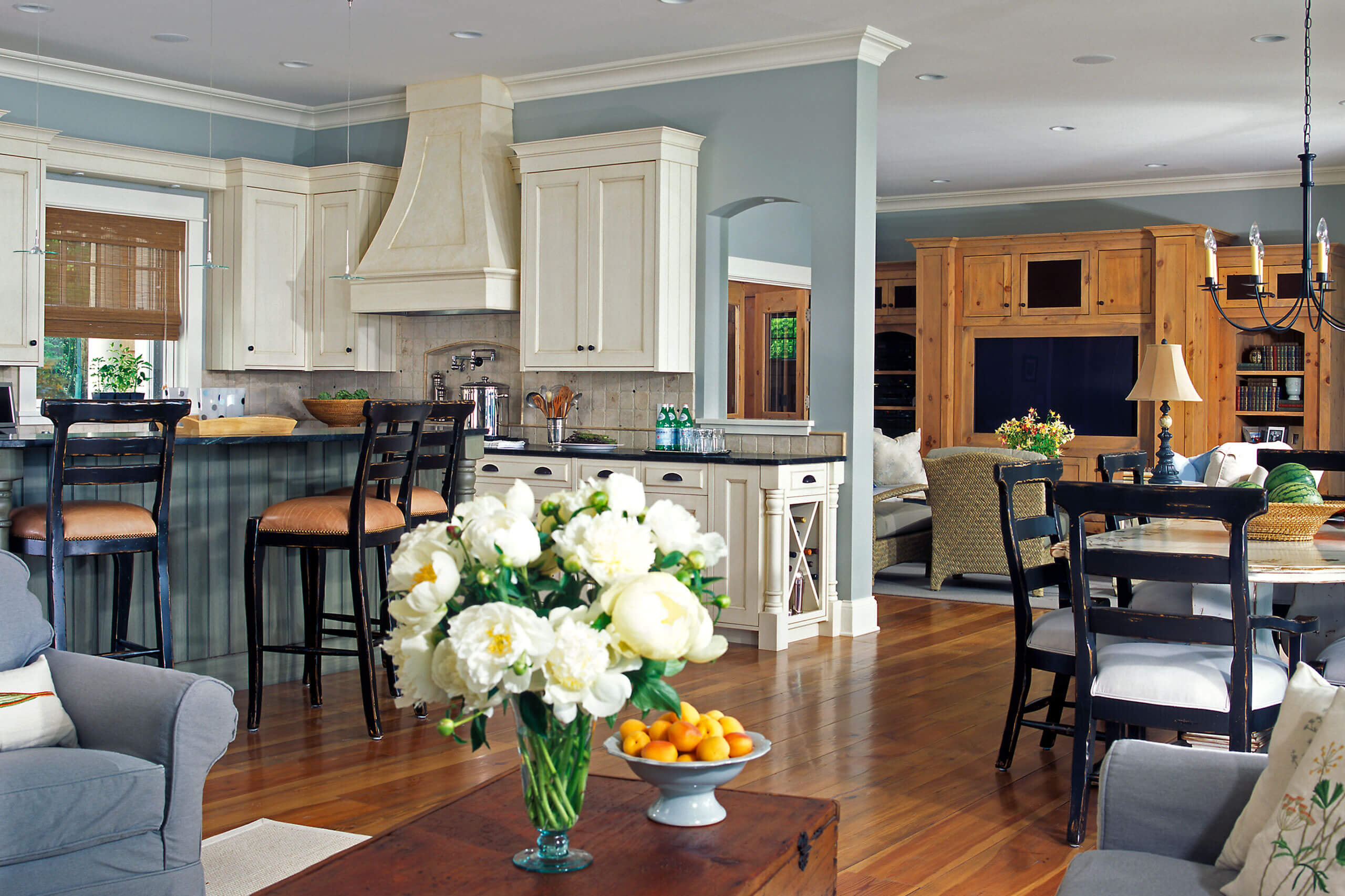 cottage kitchen open to dining and living rooms